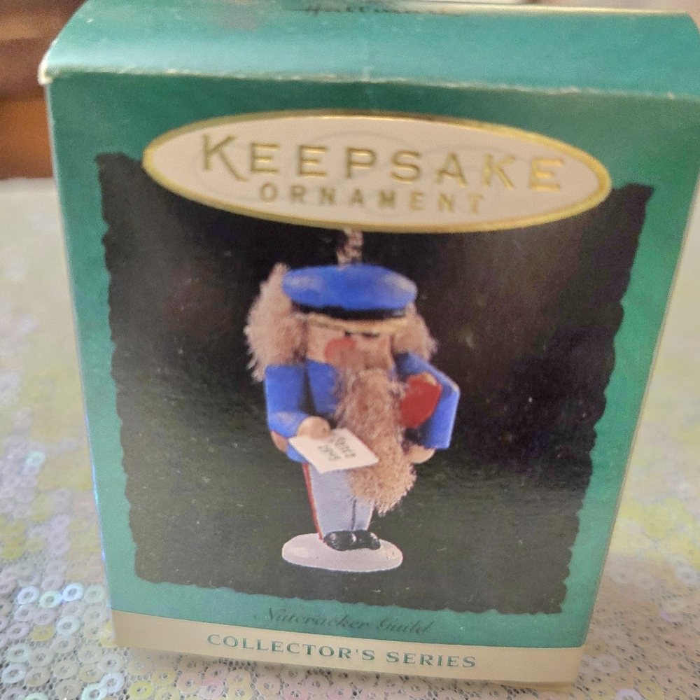 💥5/$10💥 Mini Hallmark Ornament